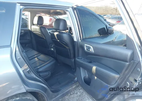 2017 Nissan Pathfinder Sl z USA, uszkodzony, nr VIN 5N1DR2MM1HC660277